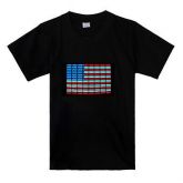 Camiseta  bandeira EUA ativado som e música (3 pilhas AAA)